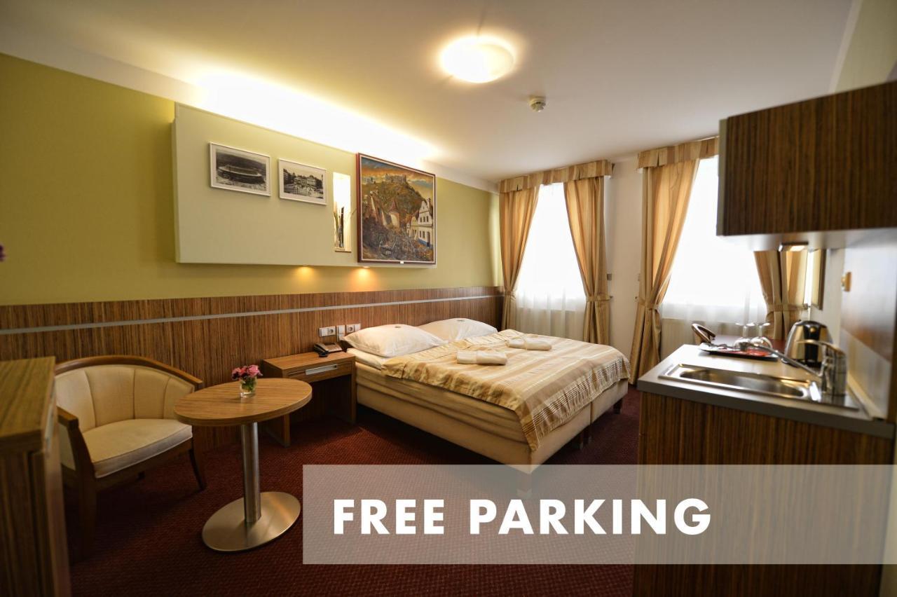 Hotel Vaka Бърно Екстериор снимка